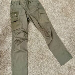 Under Armour Men's Green Cargo Pants